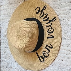 Bon Voyage beach floppy hat